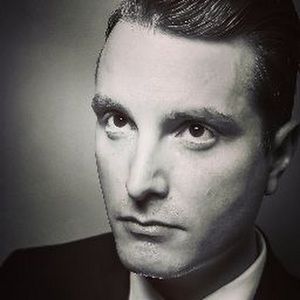 Men's wear, vintage concert t-shirts & 90's street